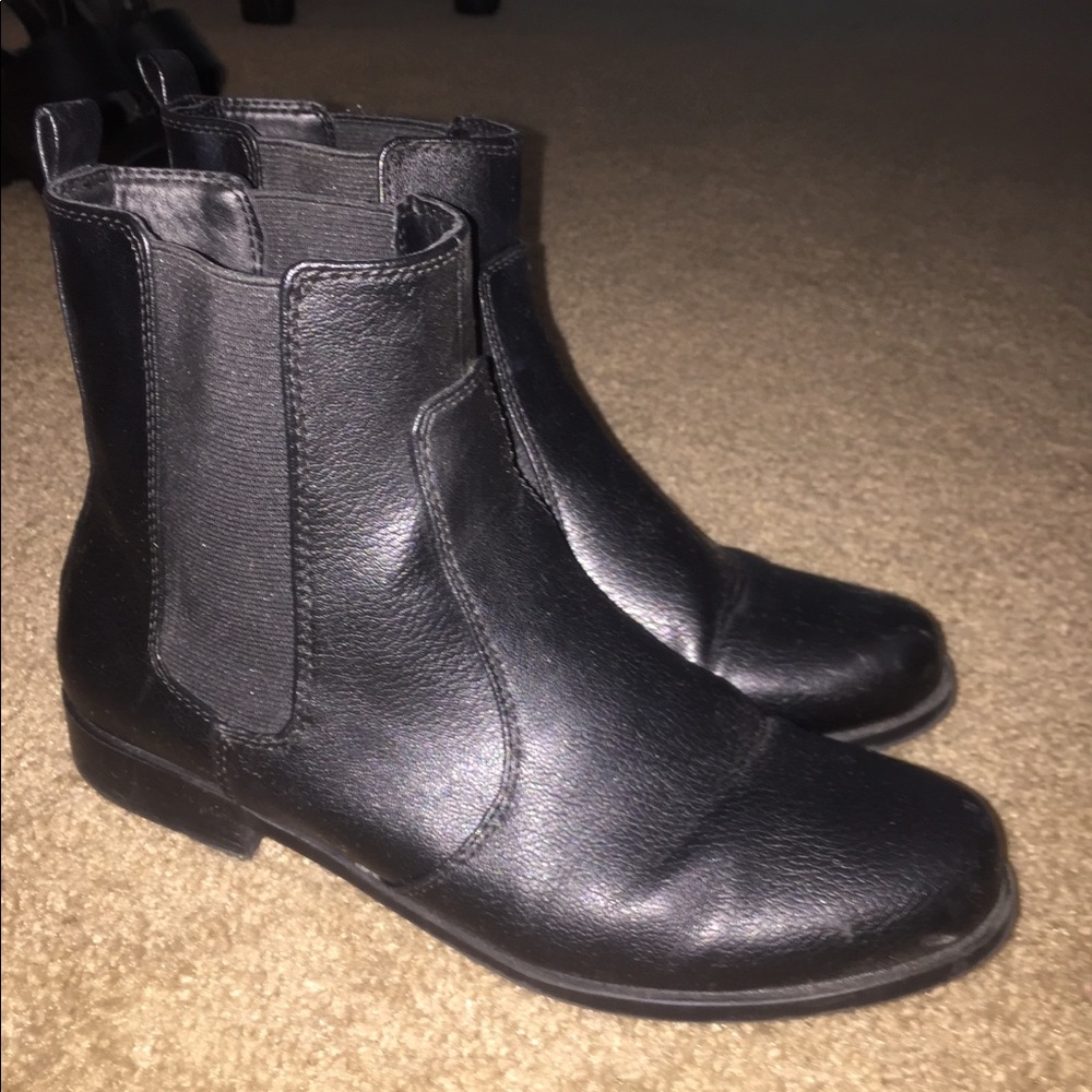 H&M Chelsea boots